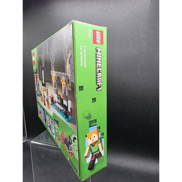Lego Minecraft The Armory Building Kit #21252 203 Pieces For Ages 7+ - Picture 4 of 5